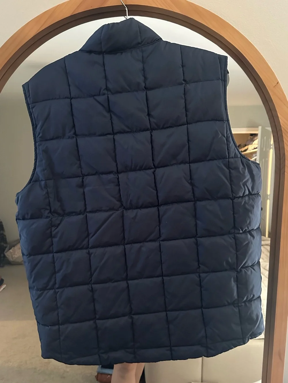 J.Crew Men's Quilted Puffer Vest - Navy